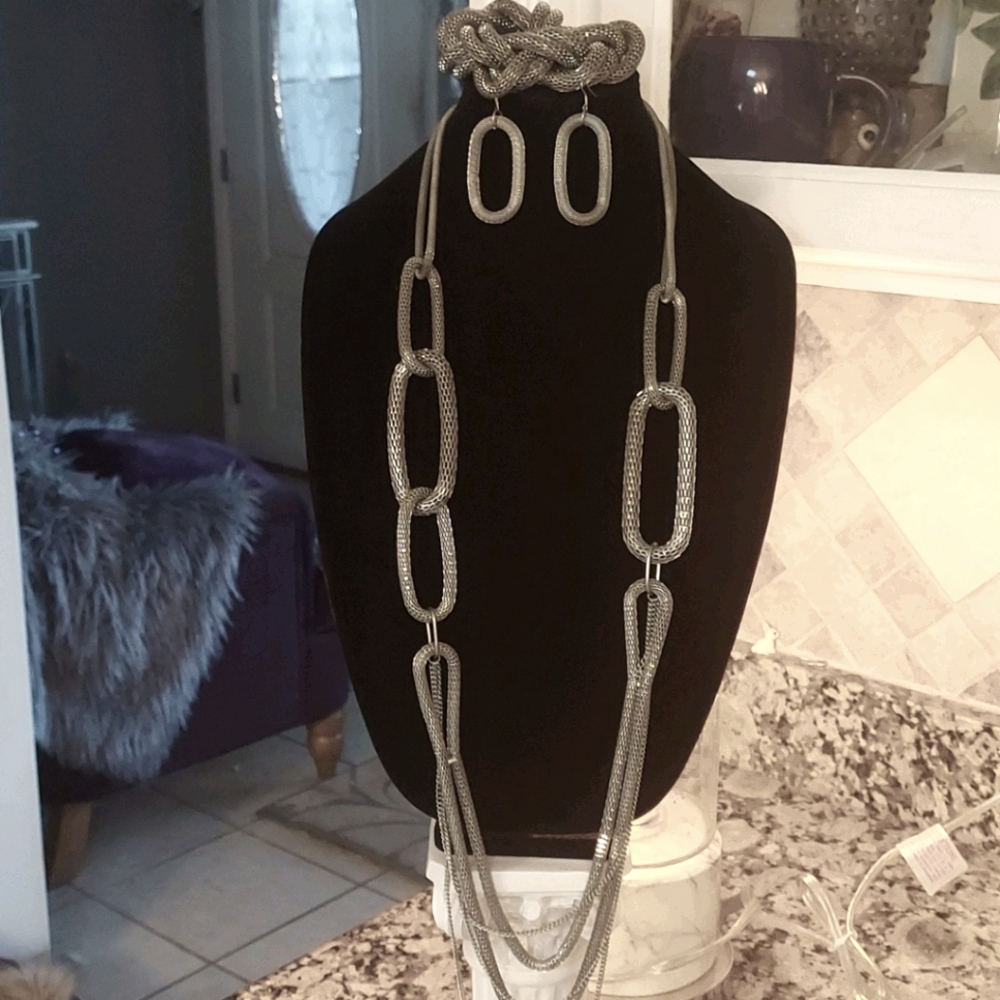 Necklace 2 piece set